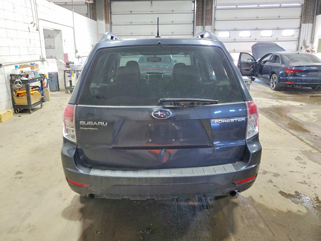 2011 SUBARU FORESTER