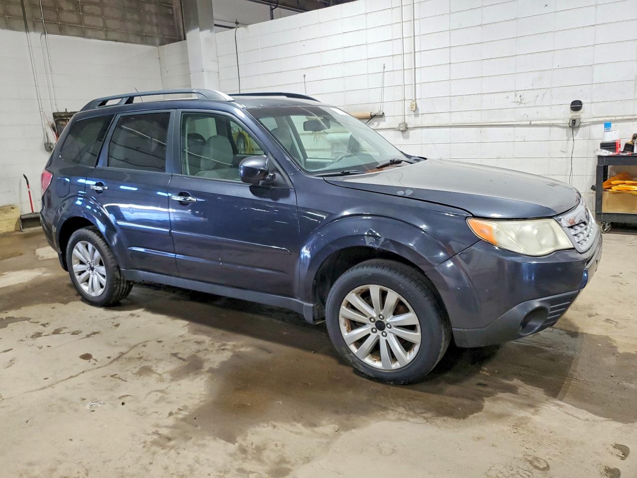 2011 SUBARU FORESTER