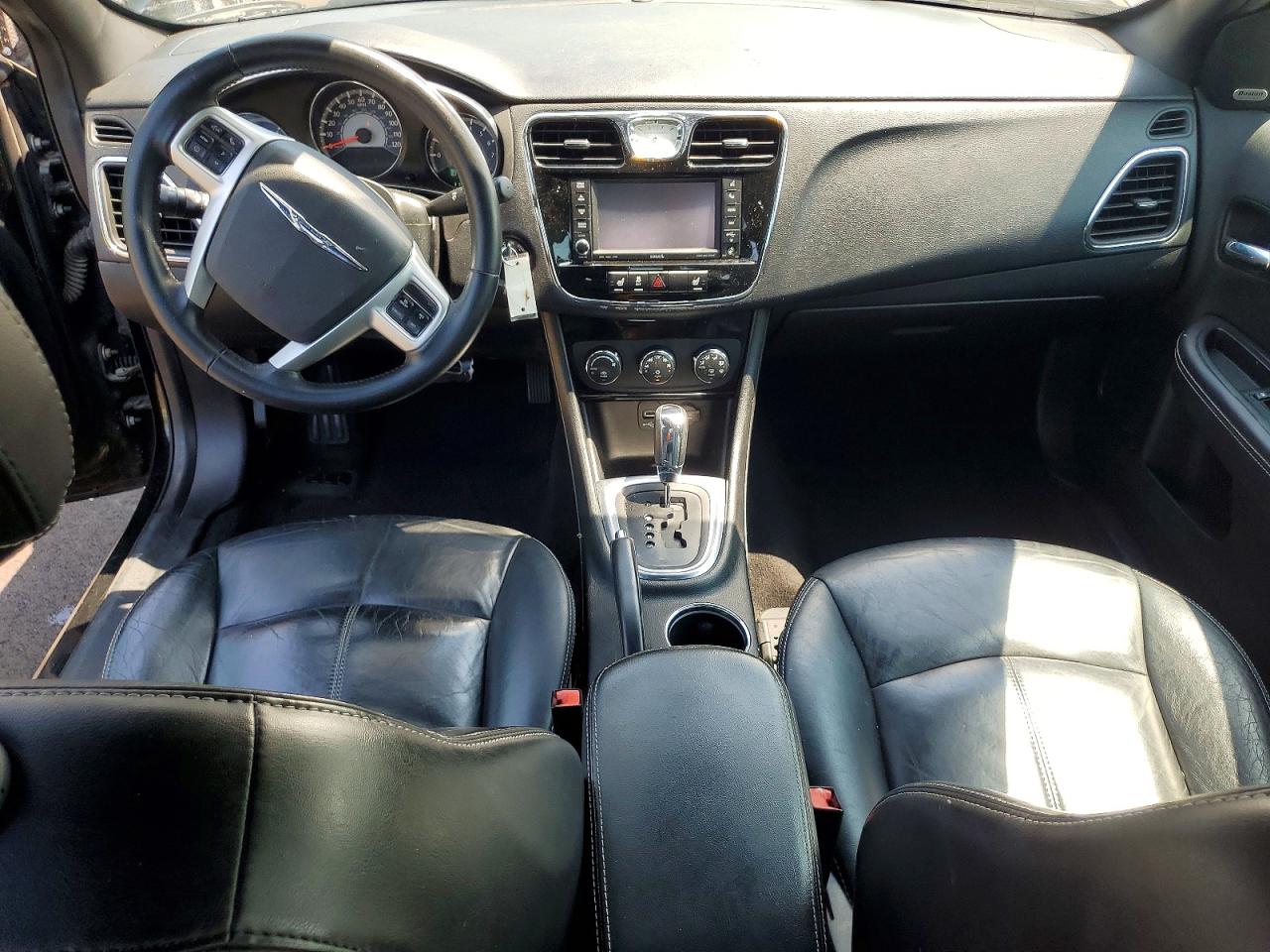 2013 CHRYSLER 200