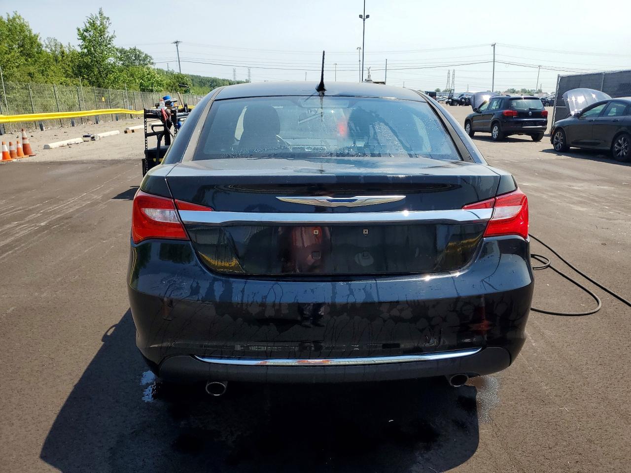 2013 CHRYSLER 200