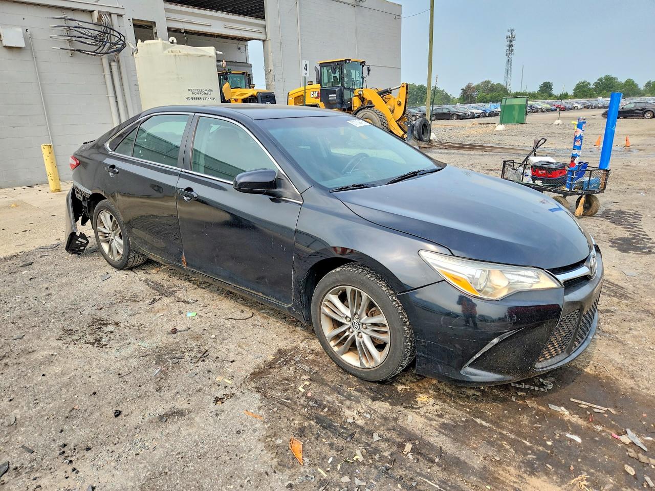 2016 TOYOTA CAMRY