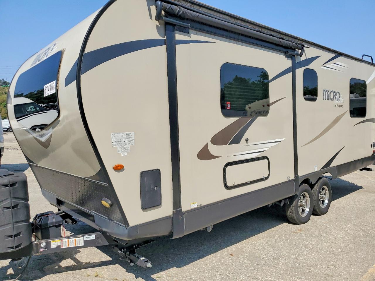 2019 FLAGSTAFF MICRO LITE