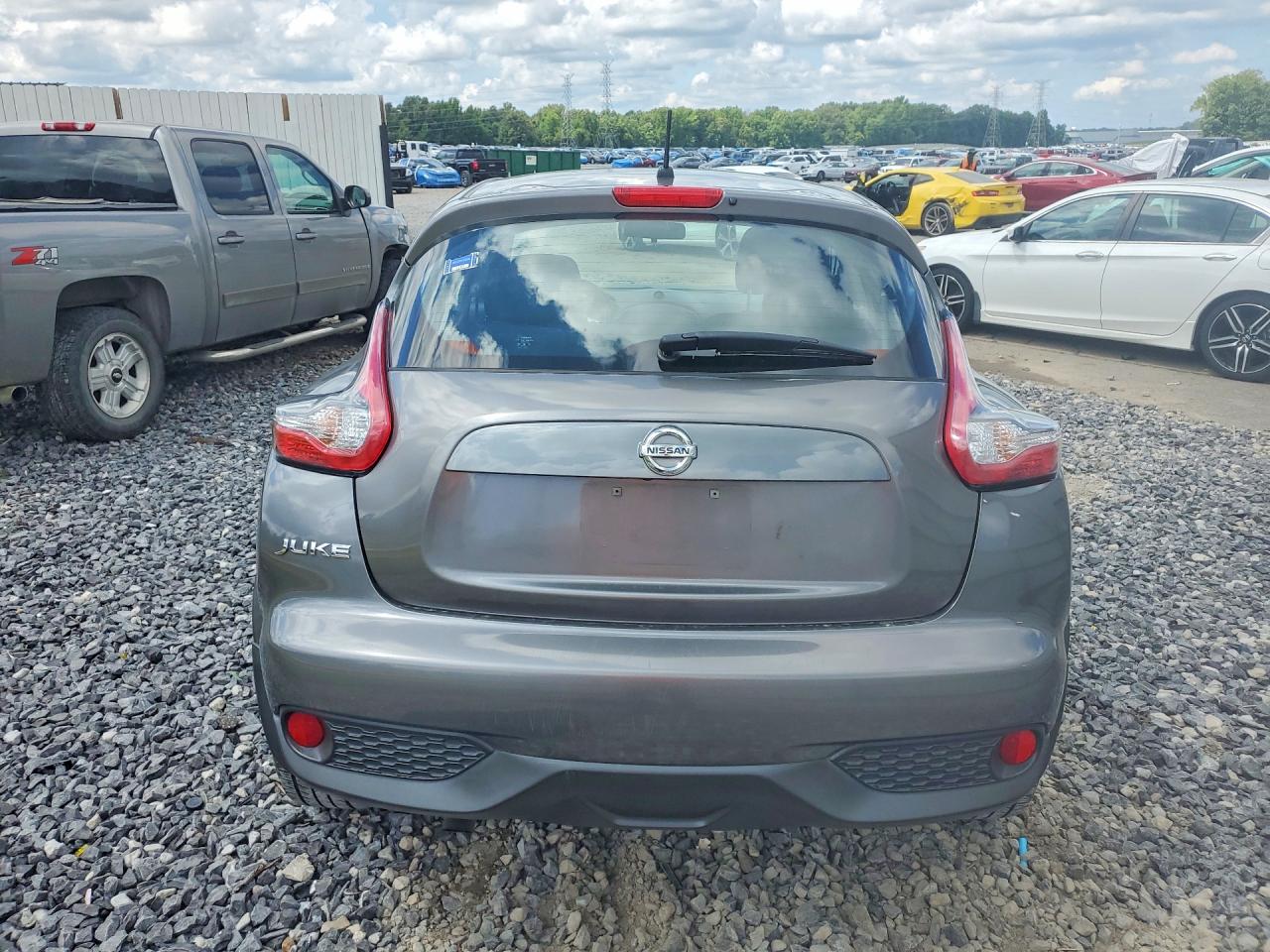 2016 NISSAN JUKE