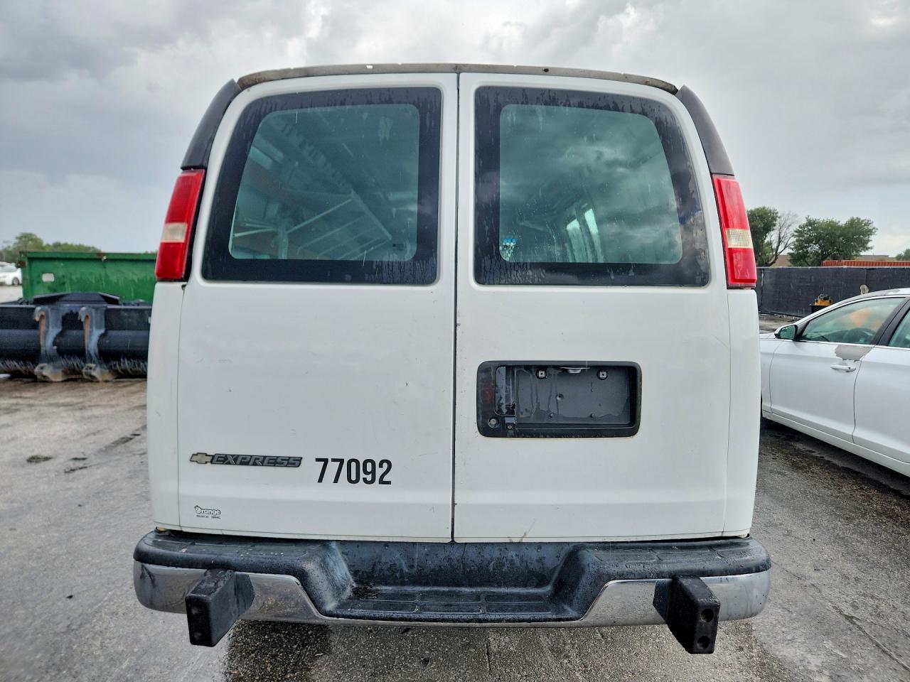 2027 CHEVROLET EXPRESS