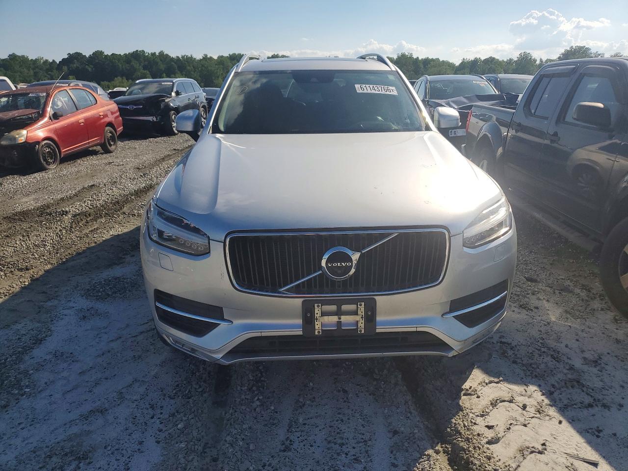 2016 VOLVO XC90