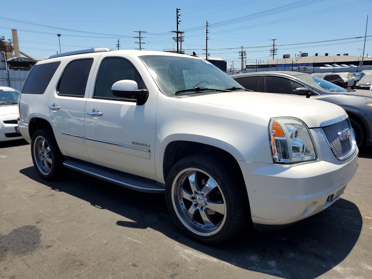 2011 GMC YUKON