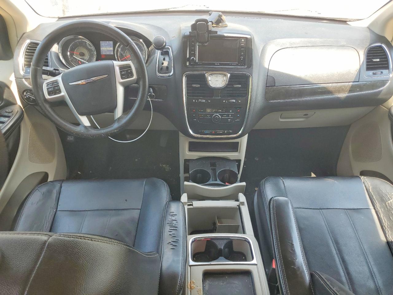2016 CHRYSLER MINIVAN