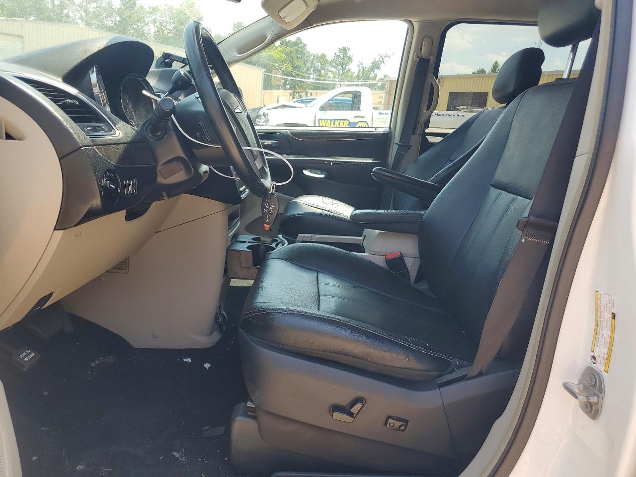 2016 CHRYSLER MINIVAN