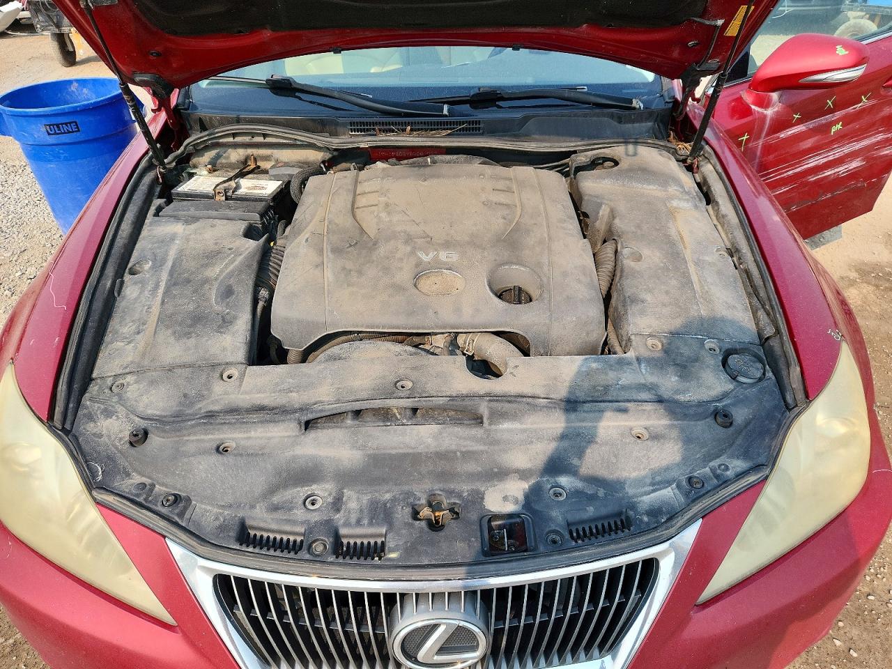 2011 LEXUS IS