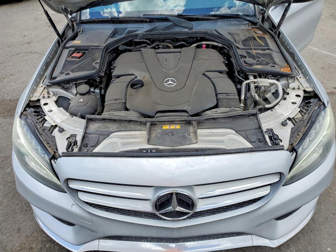 2015 MERCEDES-BENZ C-CLASS