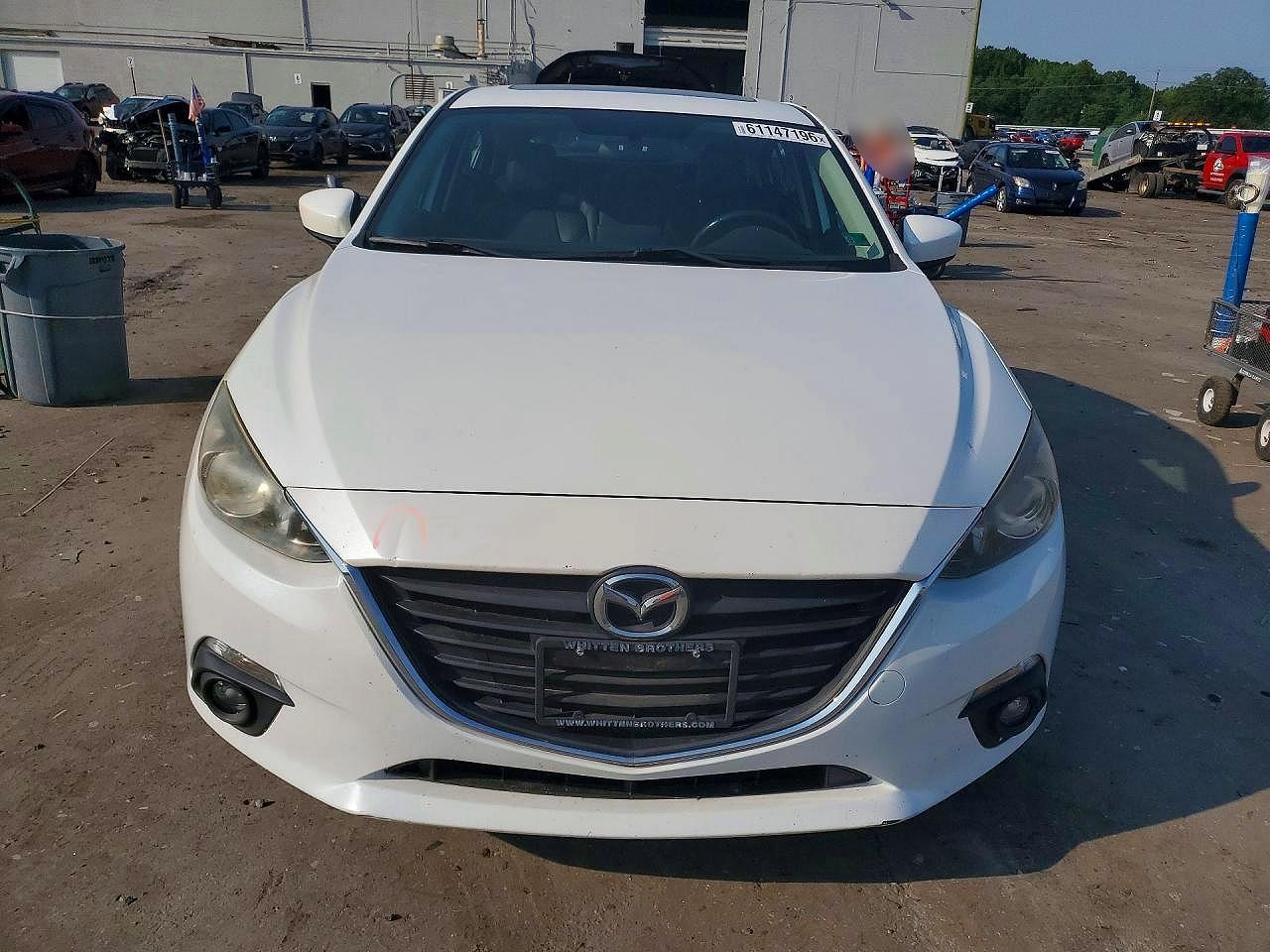 2015 MAZDA 3
