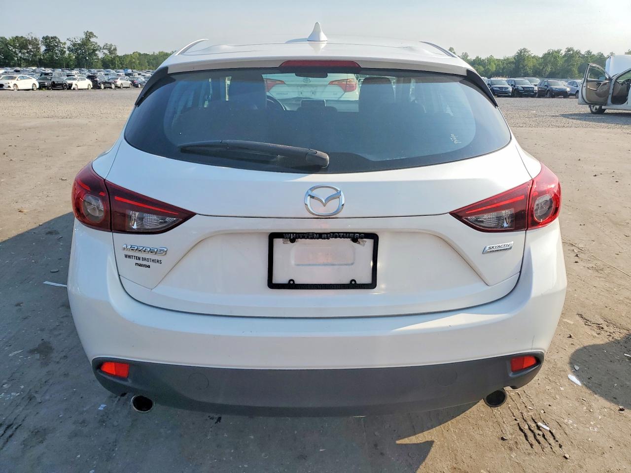 2015 MAZDA 3