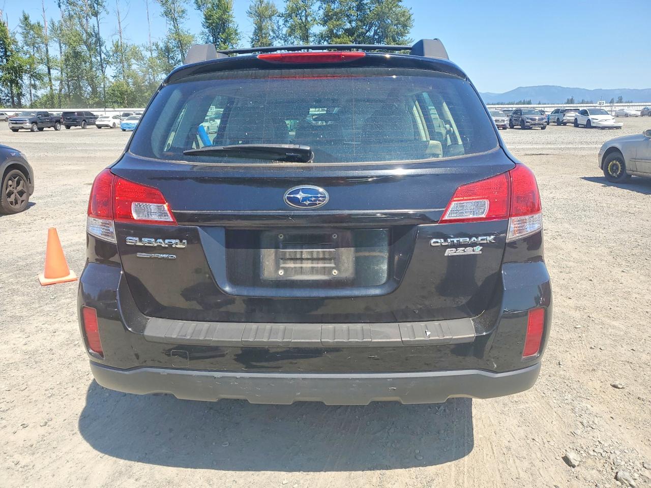 2010 SUBARU OUTBACK