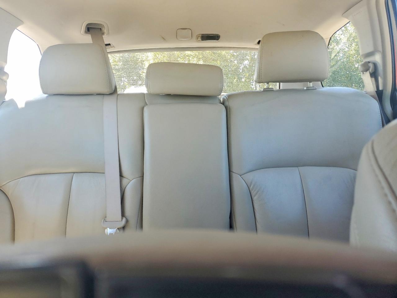 2010 SUBARU OUTBACK