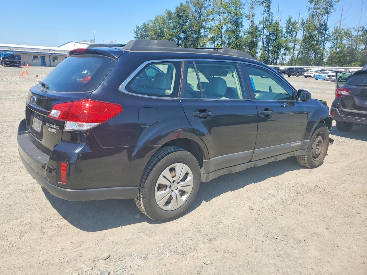 2010 SUBARU OUTBACK