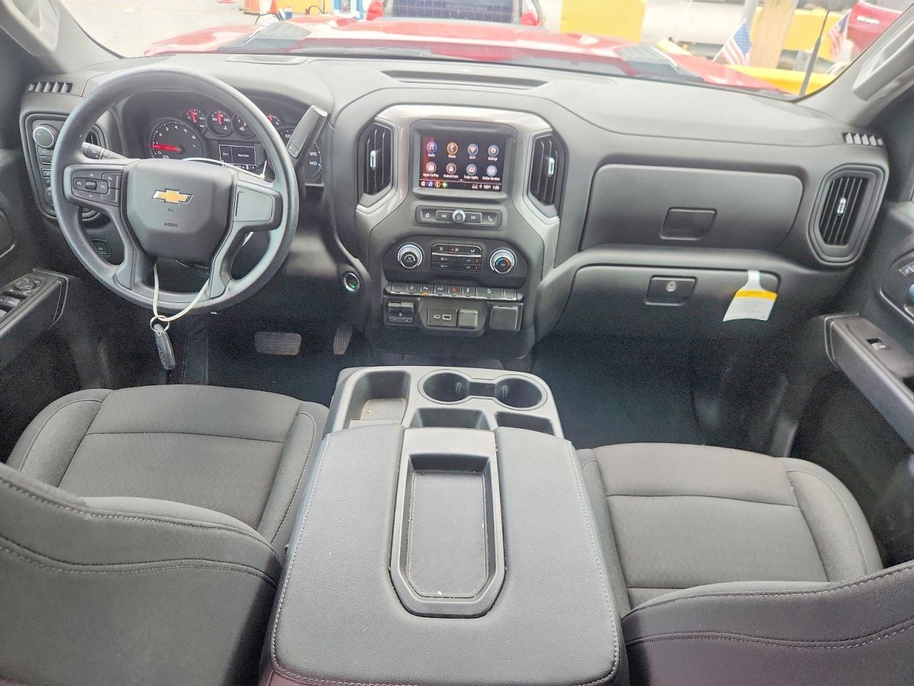 2025 CHEVROLET SILVERADO