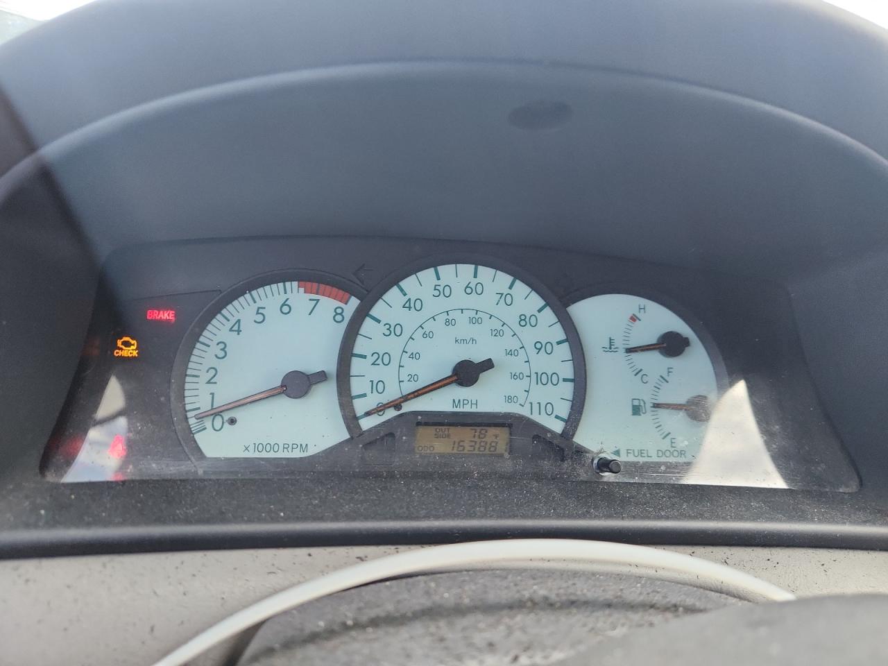 2004 TOYOTA COROLLA