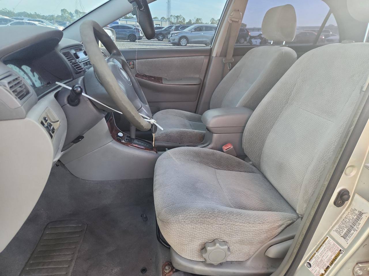 2004 TOYOTA COROLLA