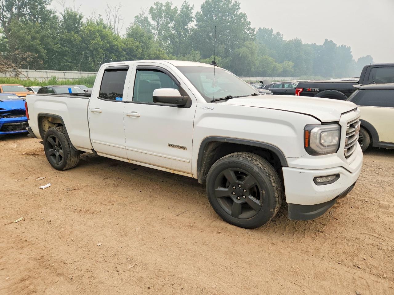 2016 GMC SIERRA