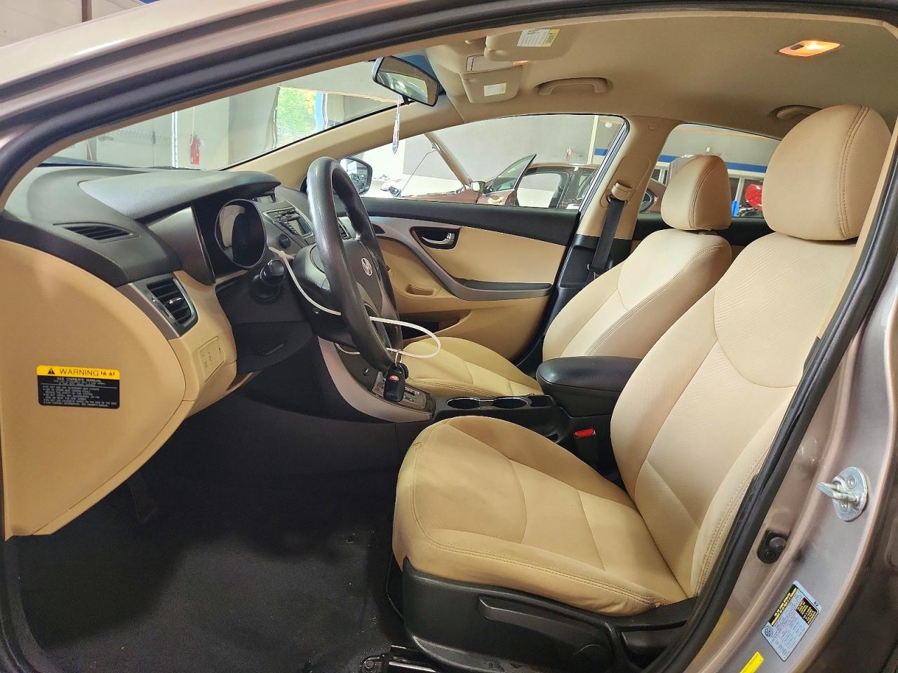 2013 HYUNDAI ELANTRA