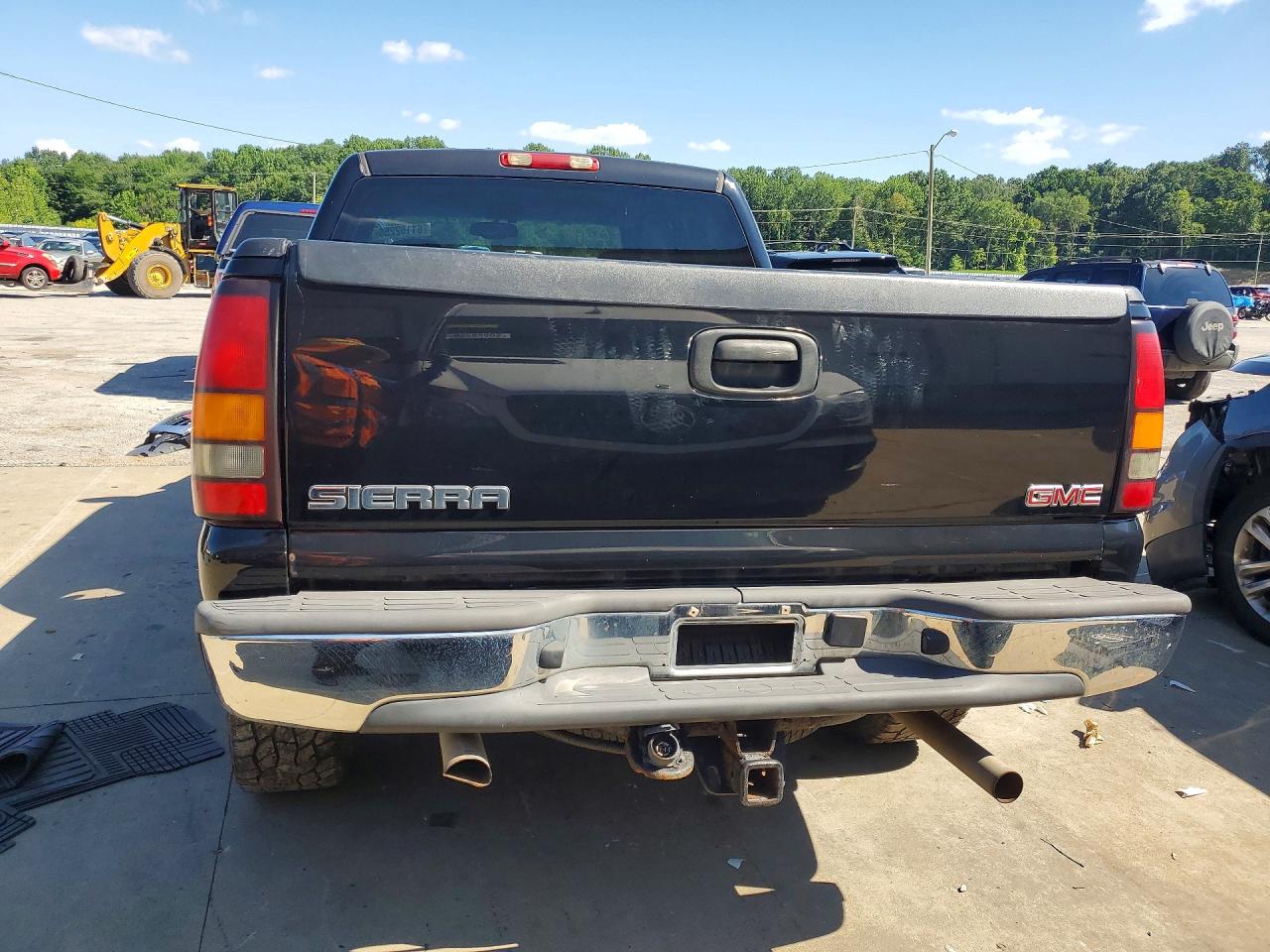 2006 GMC SIERRA