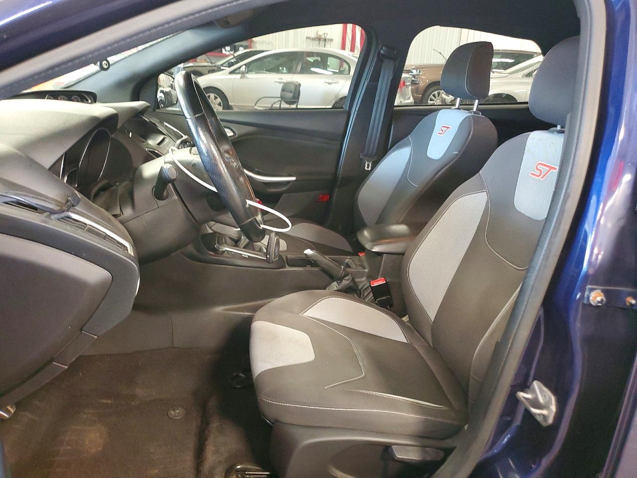 2017 FORD FOCUS