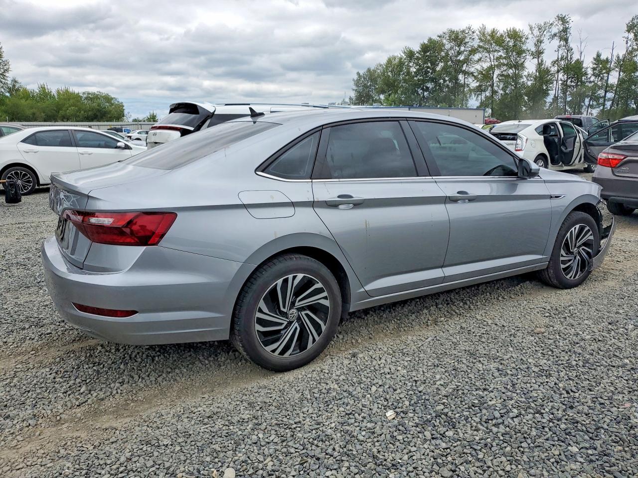 2021 VOLKSWAGEN JETTA