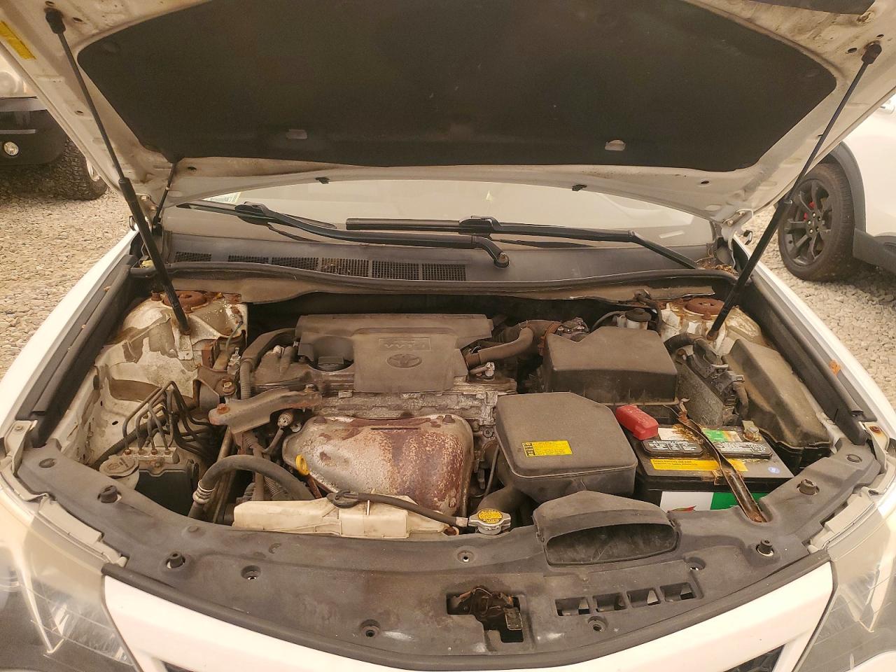2014 TOYOTA CAMRY