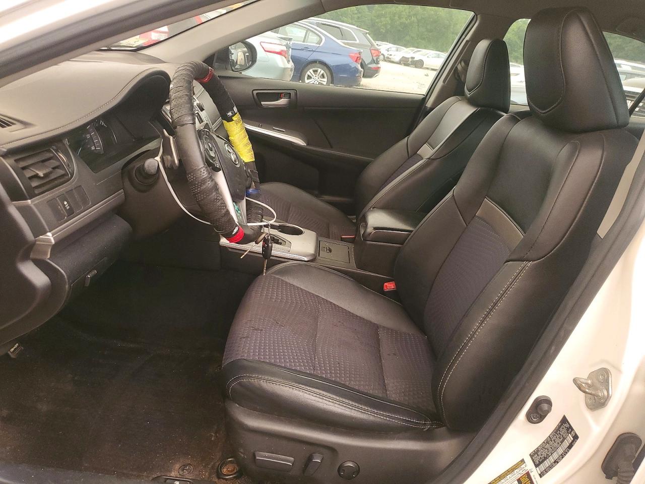 2014 TOYOTA CAMRY