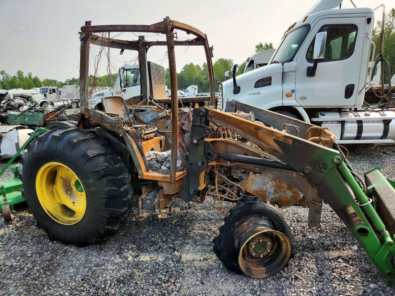 2020 JOHN DEER UNKNOWN