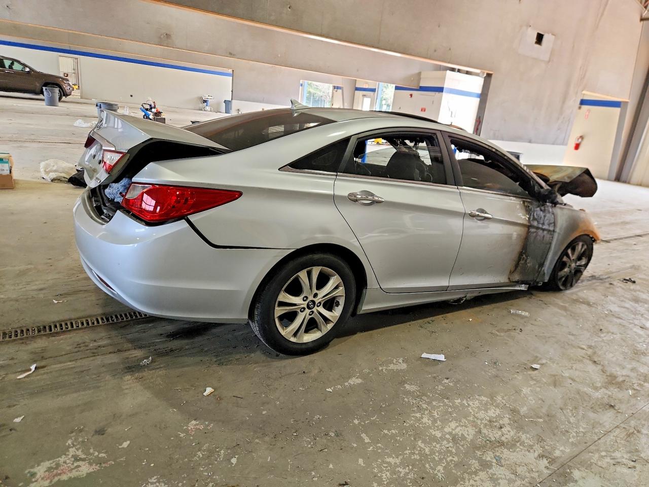 2011 HYUNDAI SONATA