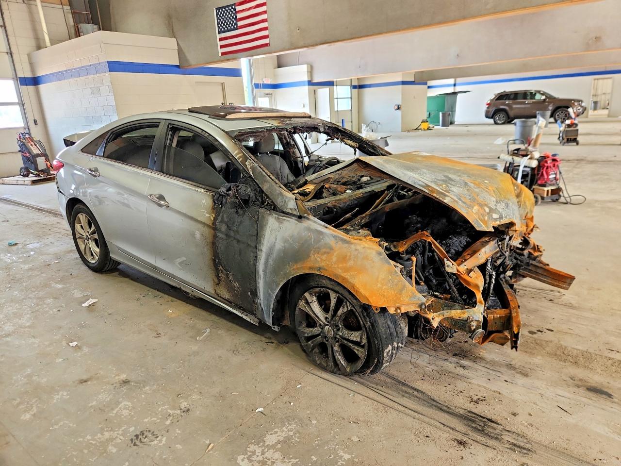 2011 HYUNDAI SONATA