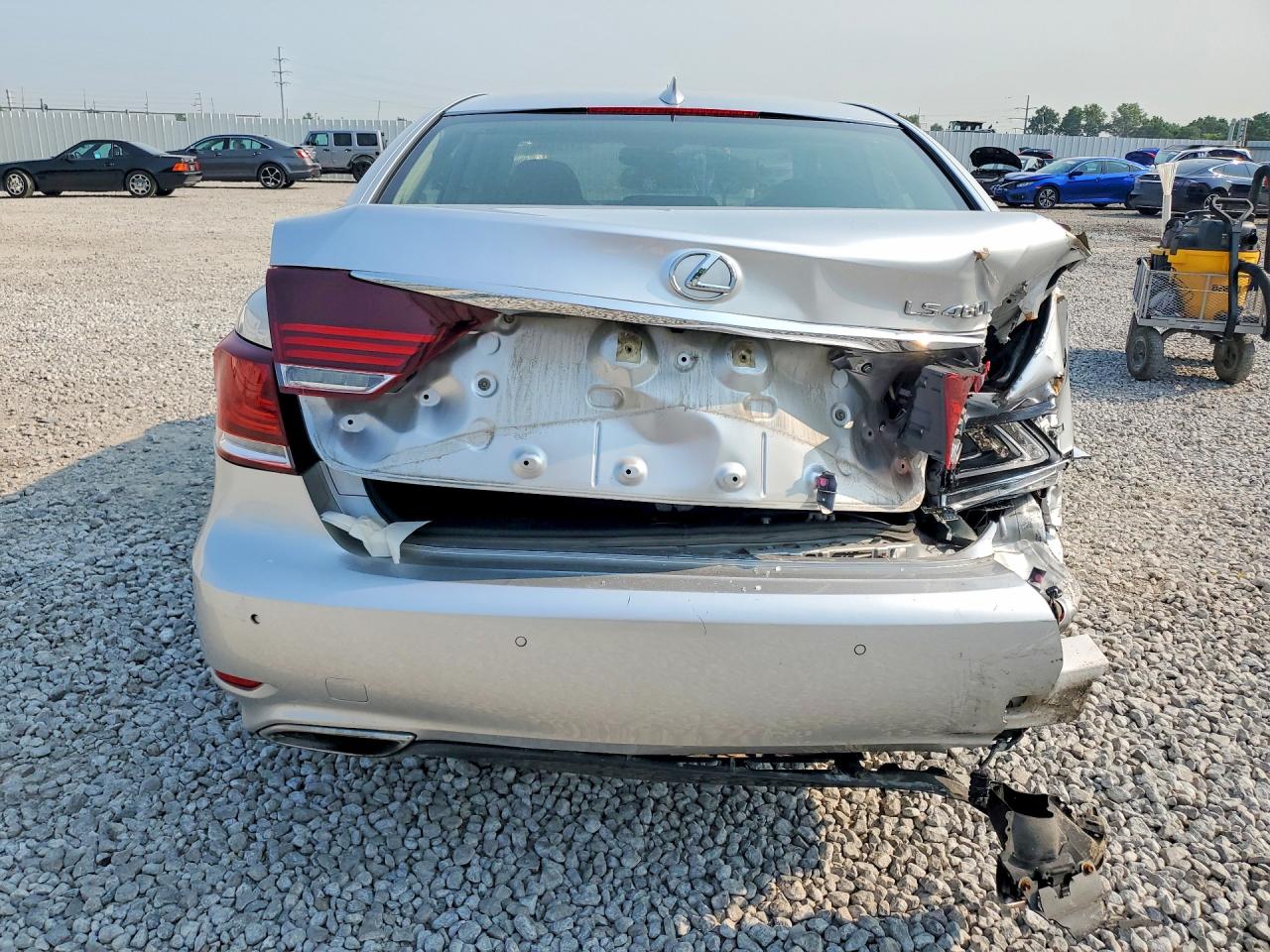 2014 LEXUS LS460