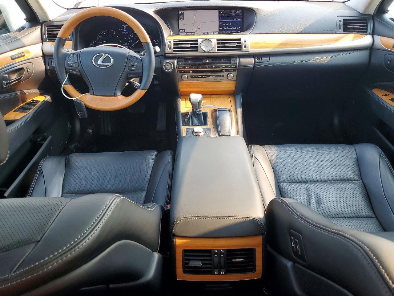 2014 LEXUS LS460