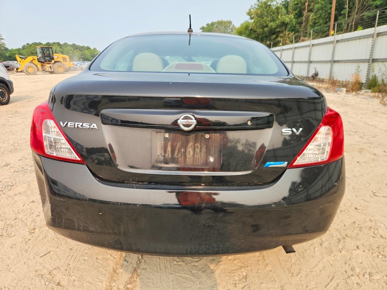 2012 NISSAN VERSA