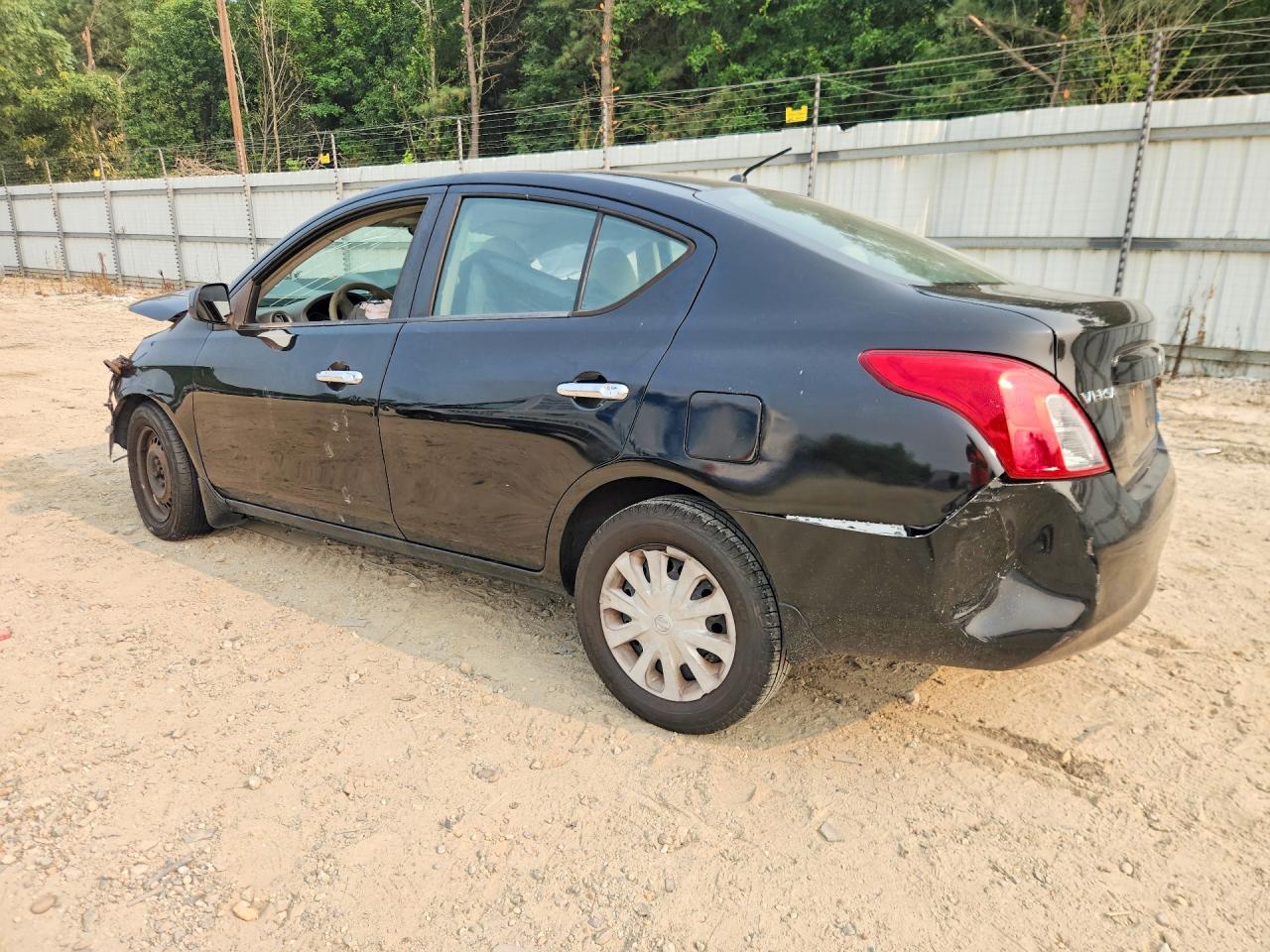 2012 NISSAN VERSA