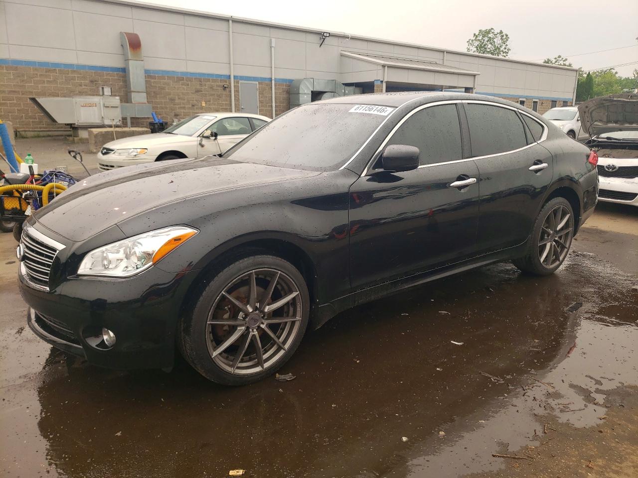 2011 INFINITI M37