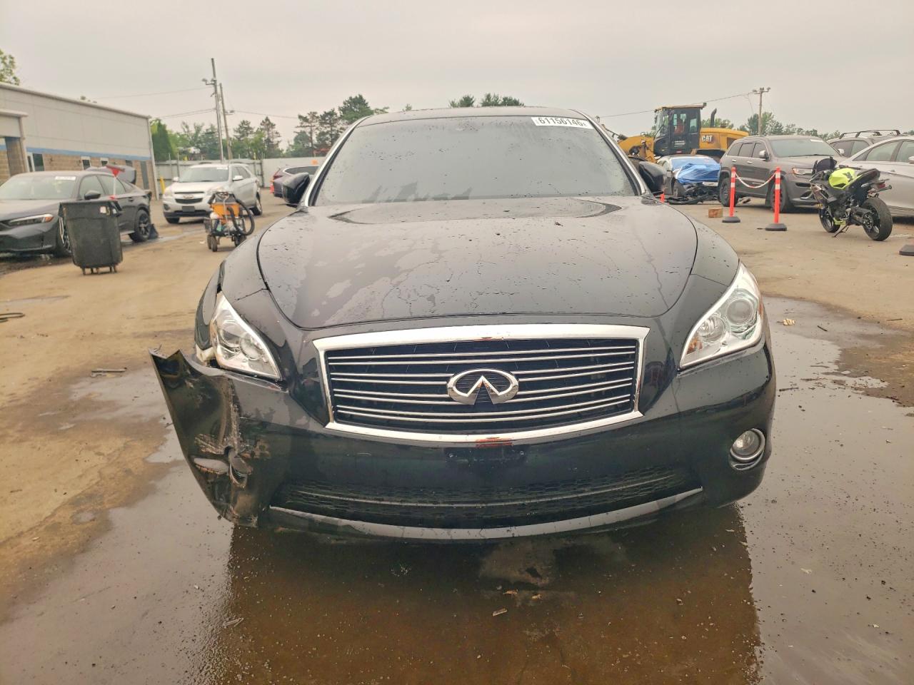 2011 INFINITI M37
