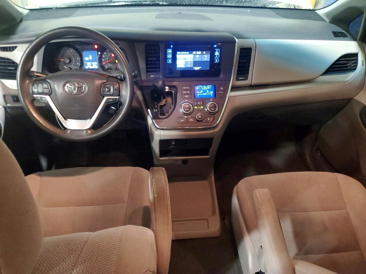2015 TOYOTA SIENNA
