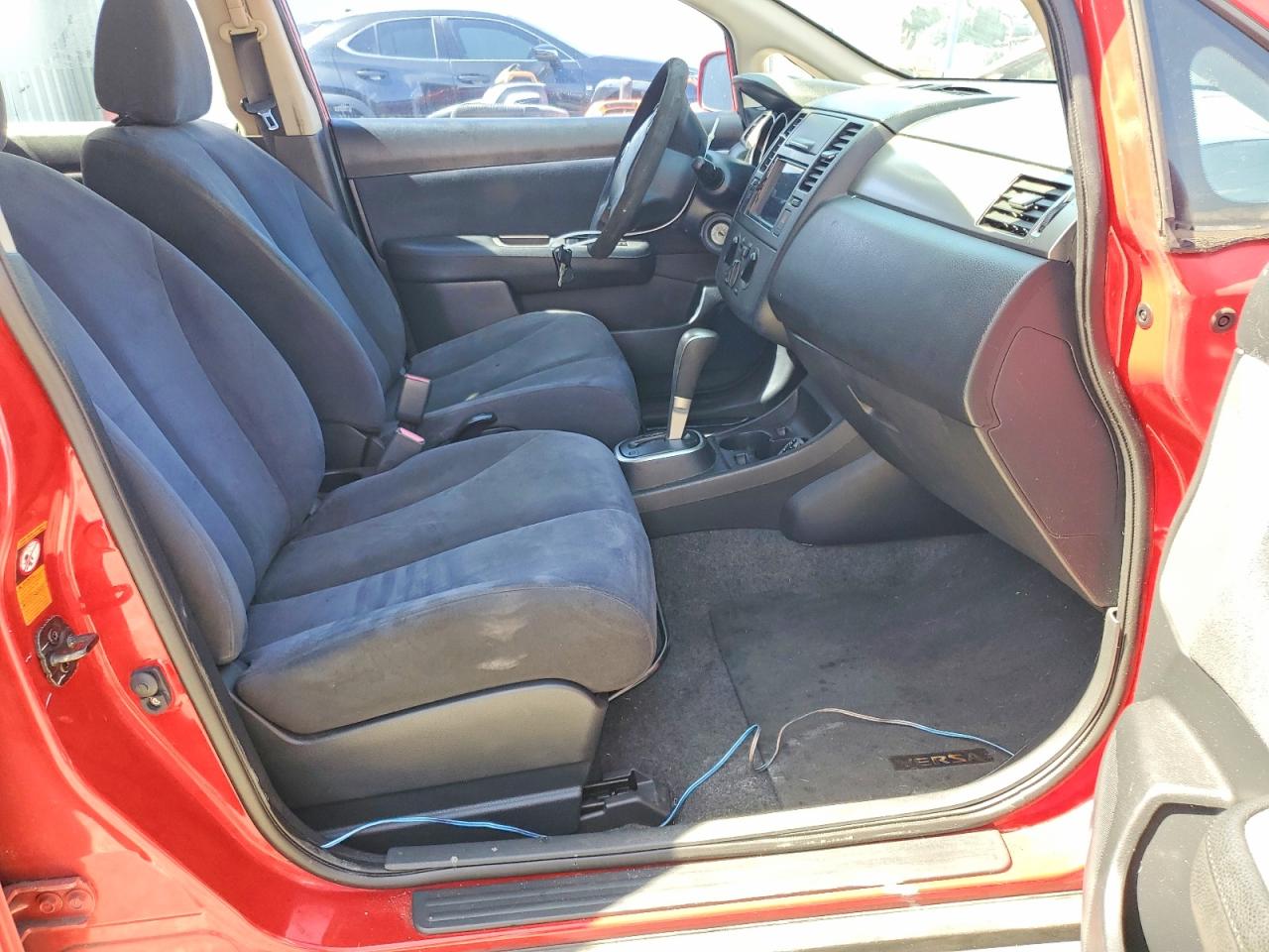 2008 NISSAN VERSA