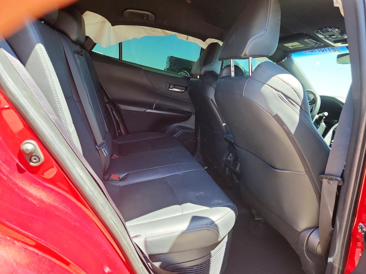 2024 TOYOTA VENZA