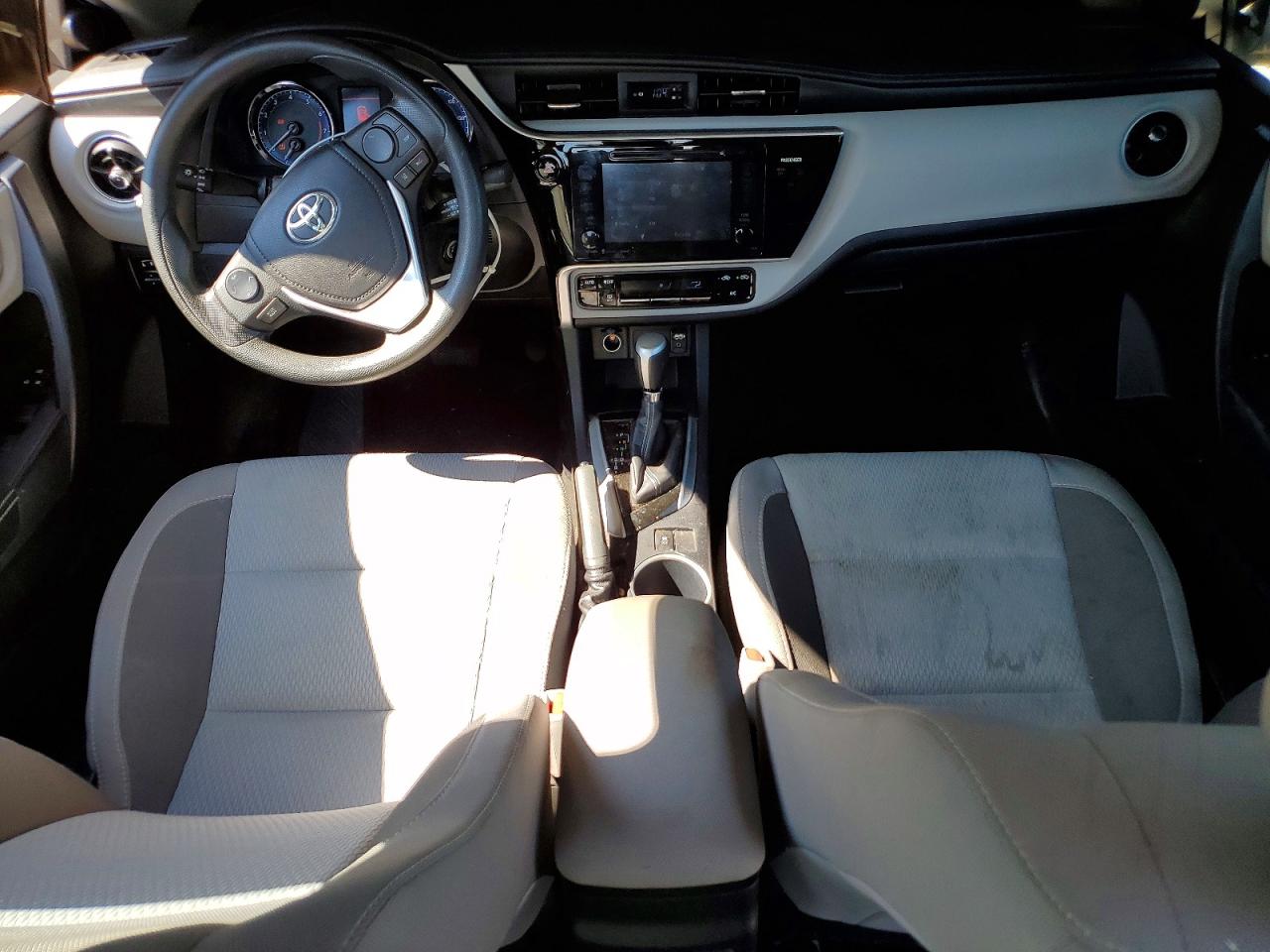 2017 TOYOTA COROLLA
