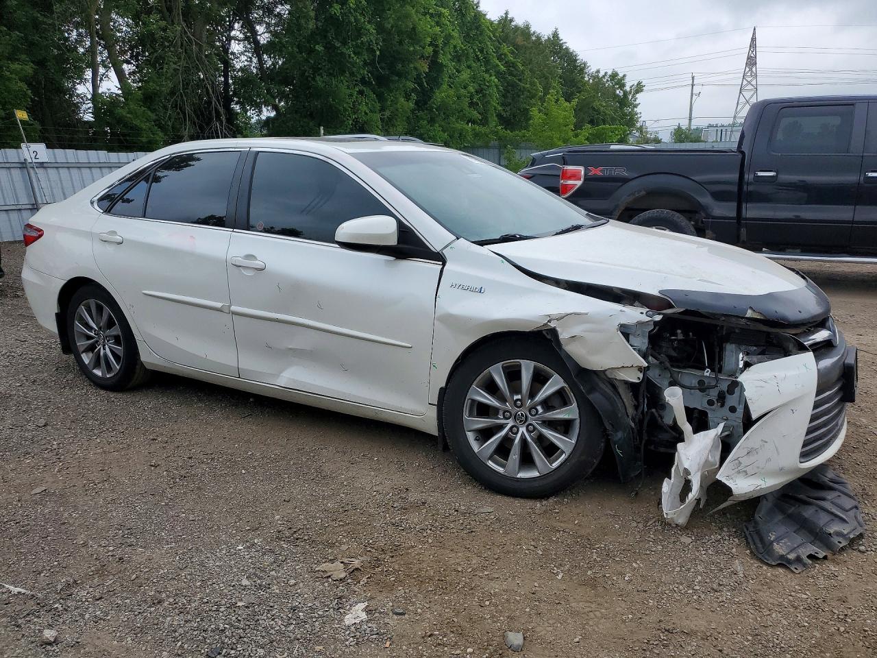 2017 TOYOTA CAMRY SOLA