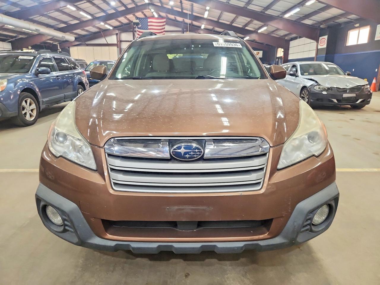2013 SUBARU OUTBACK