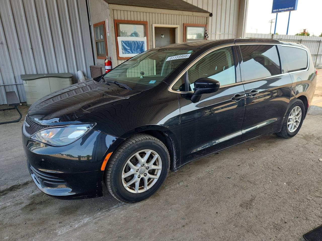 2017 CHRYSLER PACIFICA