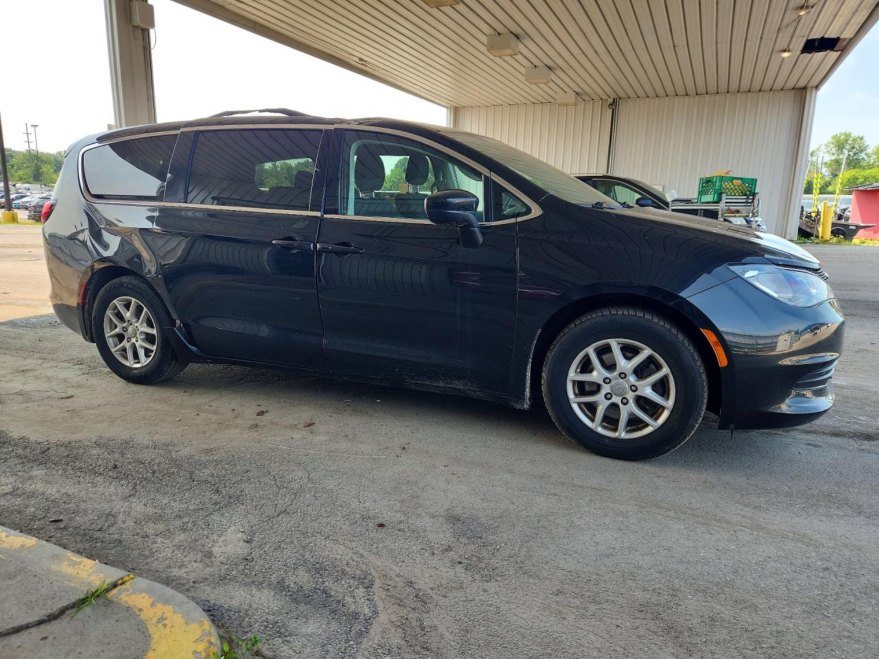 2017 CHRYSLER PACIFICA