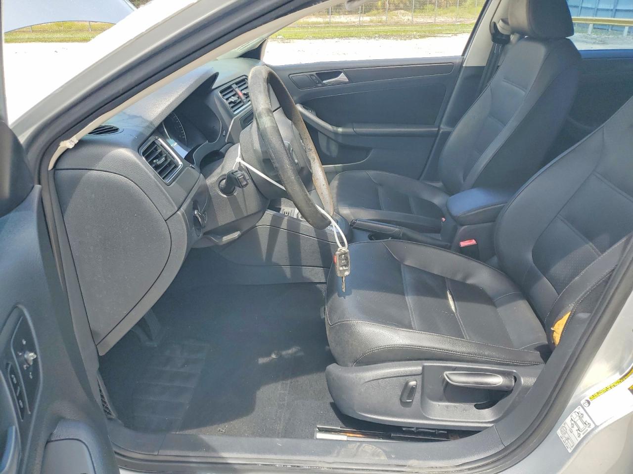2014 VOLKSWAGEN JETTA