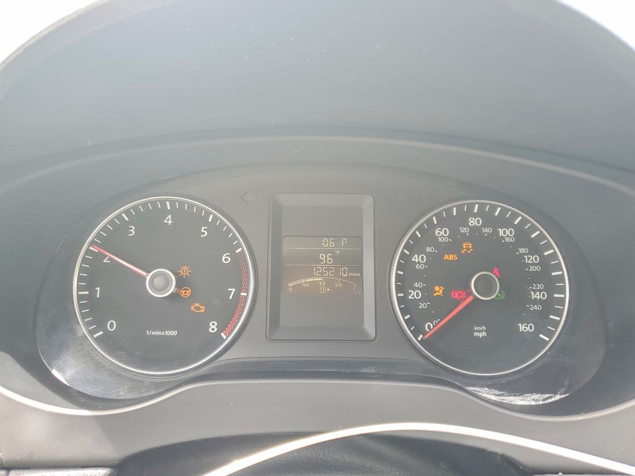 2014 VOLKSWAGEN JETTA