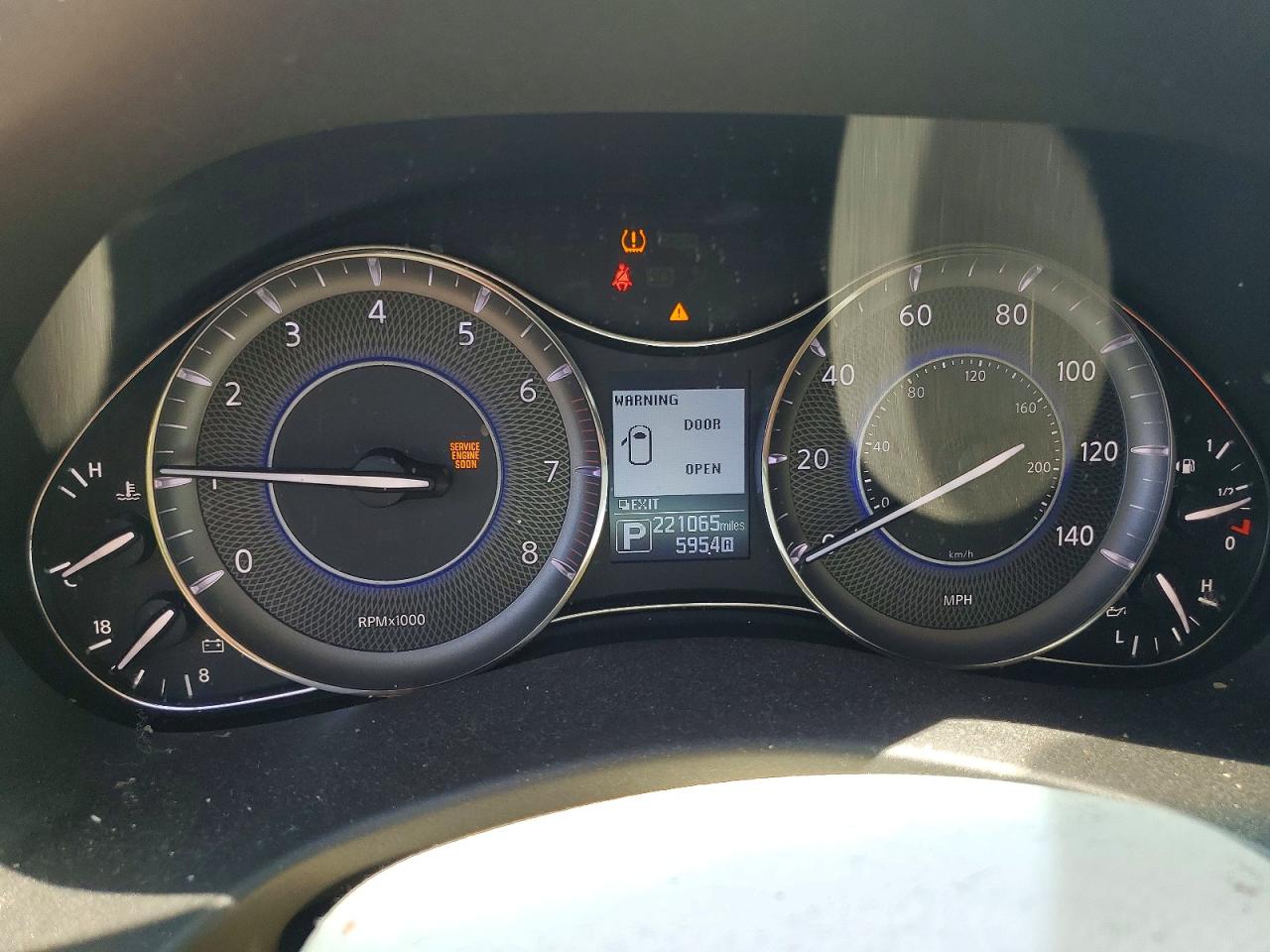2014 INFINITI QX80
