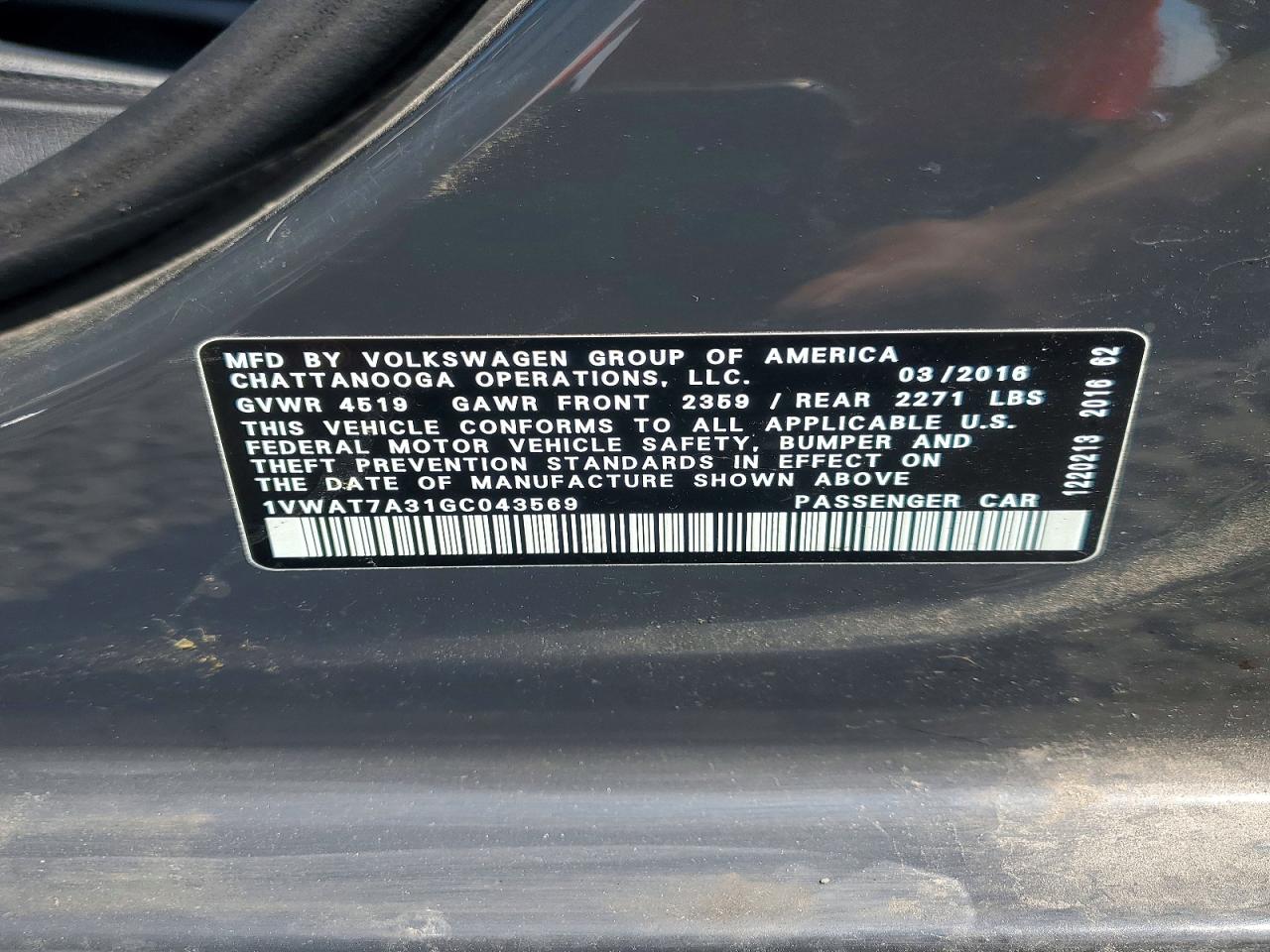 2016 VOLKSWAGEN PASSAT